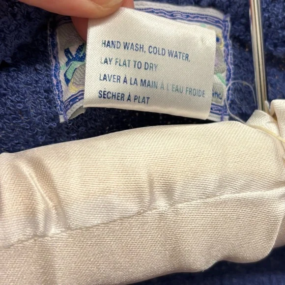 90s Periwinkle cardigan with velvet trim and beaded grape details, small - Picture 7 of 9